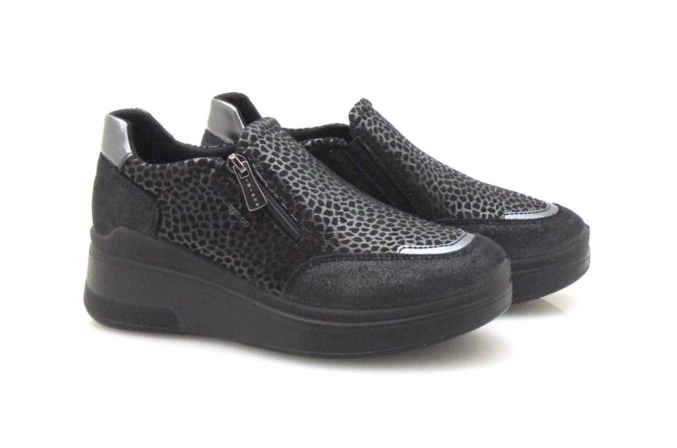 Igi & Co 8156300 (210762) - Reynders - Daenen